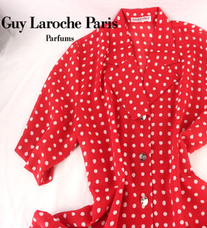(70%세일) GUY LAROCHE paris 기라로쉬 레드+화이트 도트 은장버튼 블라우스 woman M~L